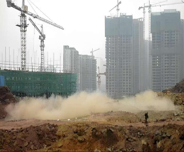 工地?fù)P塵治理難？揚(yáng)塵監(jiān)測(cè)系統(tǒng)成破局利器！