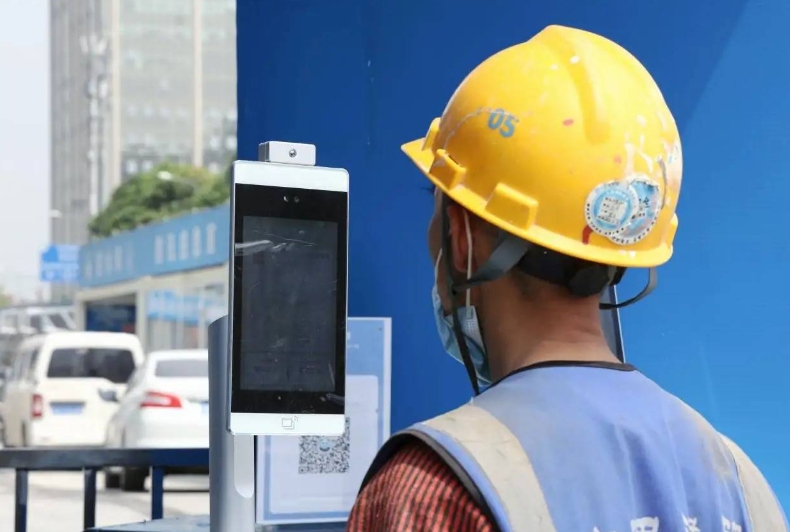 在建項目須納入勞務實名制管理系統! 在建項目須納入勞務實名制管理系統!