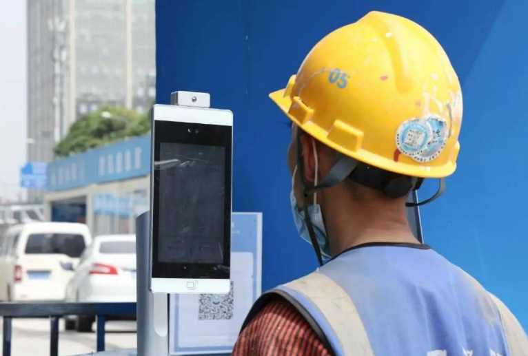 智慧工地人臉識別系統：提升工地安全管理的新利器！